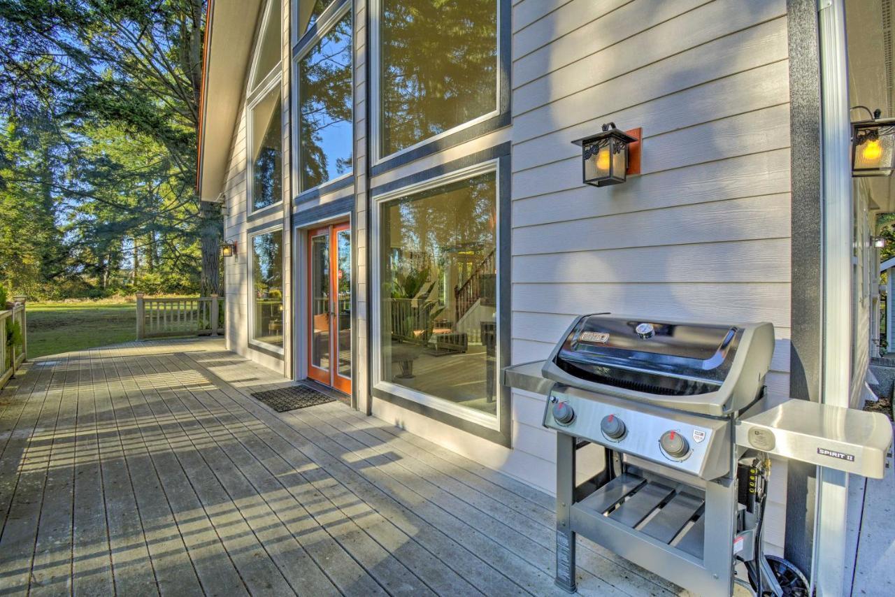 Fox Paws Luxury Cabin - Hot Tub, Fire Pit & Pines! Hansville Extérieur photo